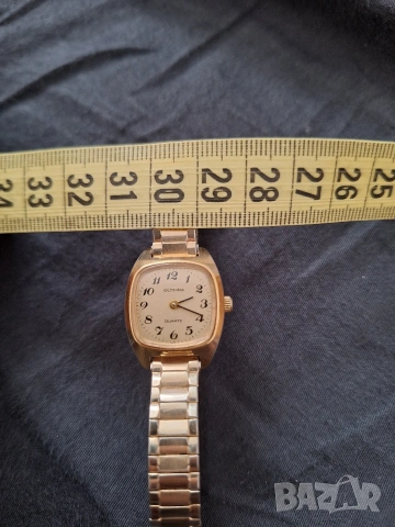 Позлатен дамки винтидж часовник GÜTHRA, снимка 17 - Дамски - 54014441