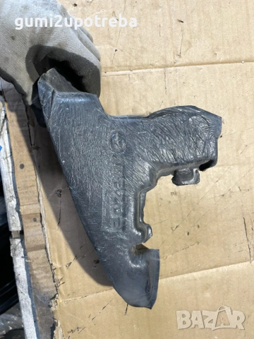 Уплътнение Десен Калник Mazda3 2014 2.0бен 121kW