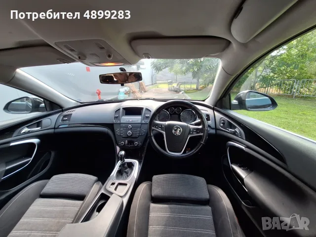 Opel Insignia 1.8i Sports Tourer, снимка 13 - Автомобили и джипове - 55431617