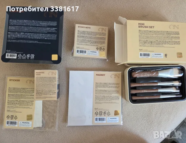 BTS Pop up store House of BTS официален мърч , снимка 2 - Колекции - 55625752