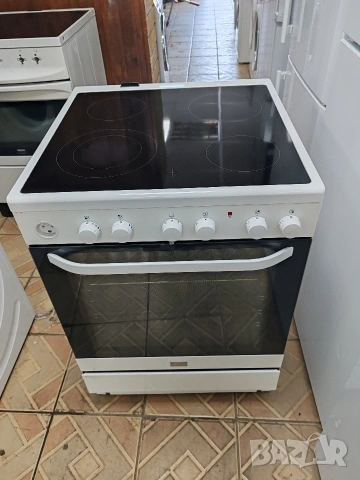 Свободно стояща печка с керамичен плот Voss Electrolux с 2 години гаранция! 