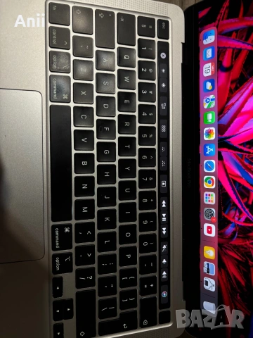 Macbook pro 13 inch. Touch Bar 2020!Перфектно състояние, снимка 3 - Лаптопи за работа - 54974508