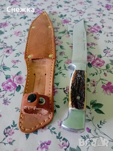 нож от неръждаема стомана