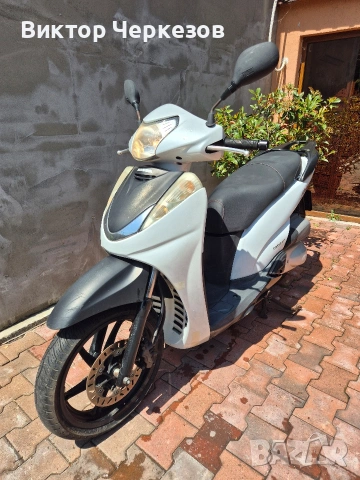 Honda sh 300, снимка 8 - Мотоциклети и мототехника - 54780516