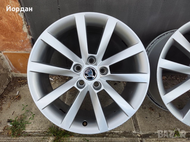  ОРИГИНАЛНИ джанти 18 ' цола 5x112 SKODA Octavia III / Шкода Октавия 3, снимка 6 - Гуми и джанти - 55192003
