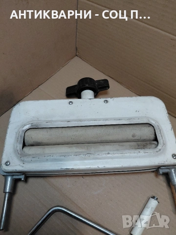 Соц Стара Ръчна Преса От Стара Пералня 3.800кг. НОМЕР 1635., снимка 5 - Антикварни и старинни предмети - 54128327