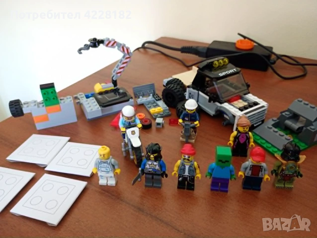 Lego минифигури и части (Всичко заедно)
