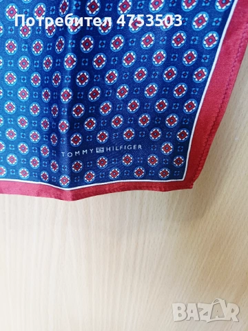 Копринена кърпички Tommy Hilfiger , снимка 2 - Шалове - 54014249