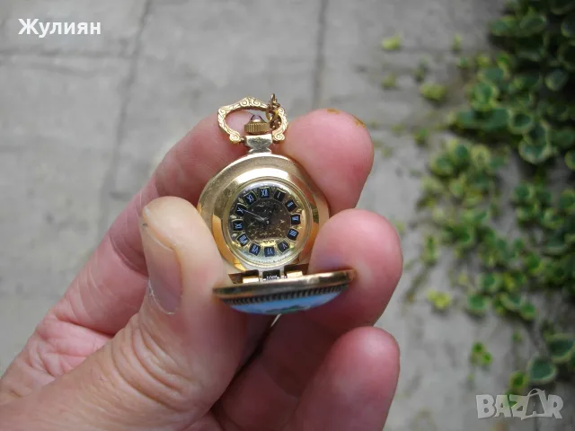  ПОЗЛАТЕН ДАМСКИ ДЖОБЕН ЧАСОВНИК ЧАЙКА МЕДАЛЬОН ПОРЦЕЛАН РУБИН , снимка 8 - Антикварни и старинни предмети - 54719446