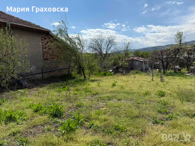 Стара къща с двор с.Боровец, снимка 11 - Къщи - 55379114