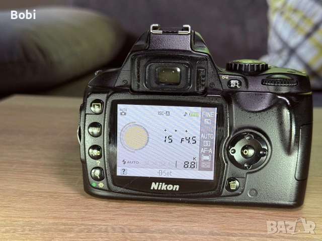 Nikon D40 с обектив Nikon AF-S DX NIKKOR 18-55mm f/3.5-5.6G II ED, снимка 10 - Фотоапарати - 55050190