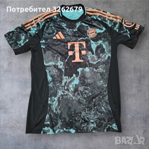Adidas Bayern Munich 2025г оригинална тениска размер М 