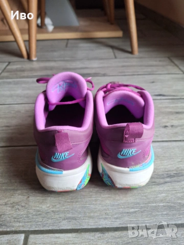 Маратонки Nike, снимка 2 - Маратонки - 54074411