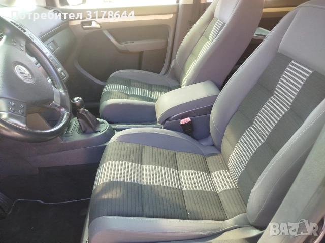 VW TОURAN7 МЕСТЕН , снимка 6 - Автомобили и джипове - 54364050