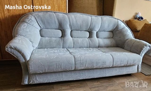Диван сив с  размери 2м×1м. Разтяга се напред. Място за спане 1,4м×1,9м., снимка 5 - Дивани и мека мебел - 54756320