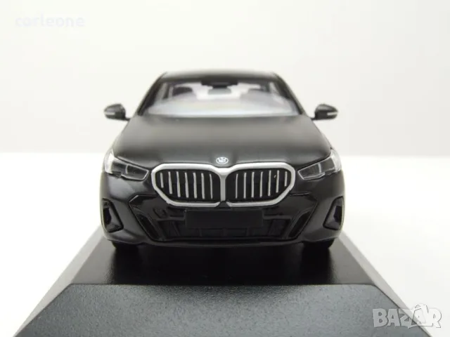 BMW I5 2023 - мащаб 1:43 на Minichamps моделът е нов в PVC дисплей-кейс, снимка 6 - Колекции - 55431088