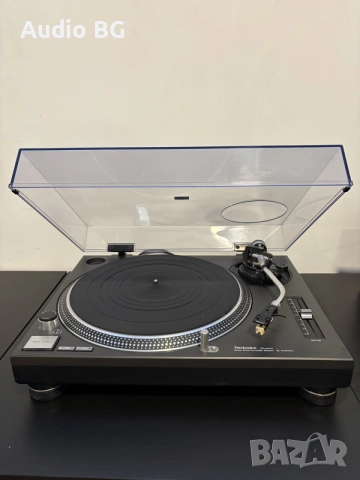грамофон Technics SL-1210 Top 