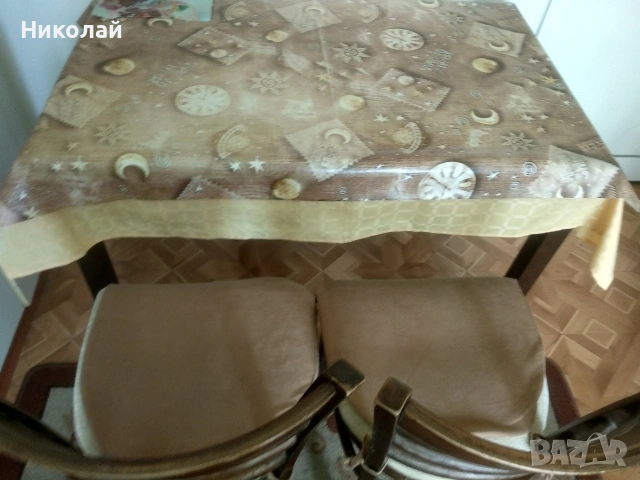 ТОП ОФЕРТА! 2 Маси Кухненска и Холна с 2 стола ТОП!, снимка 13 - Маси - 54723015