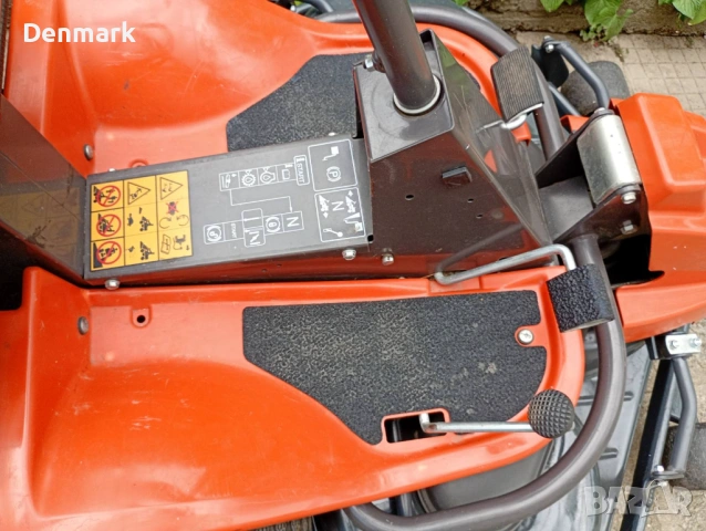 Тракторна косачка Husqvarna 4x4 15 Hp, снимка 6 - Градинска техника - 54812294