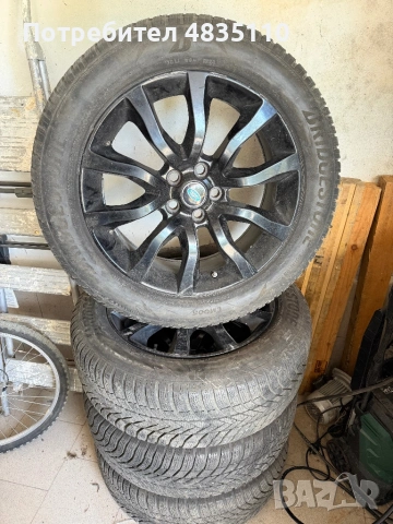 Зимни гуми BRIDGESTONE 255/55/20 с оригинални джанти за Range Rover 