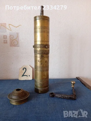 Стари ръчни кафемелачки, трапезни ножове и стенен порцеланов часовник., снимка 6 - Антикварни и старинни предмети - 55409667