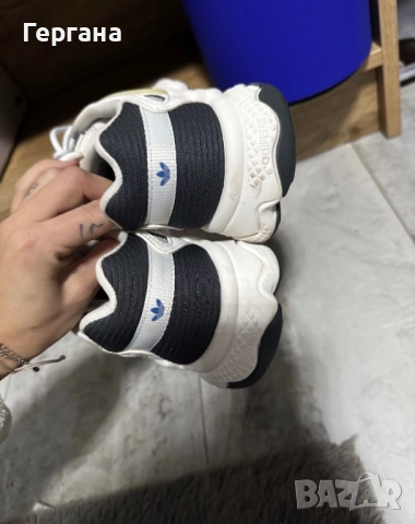 Adidas дамски маратонки, снимка 4 - Маратонки - 54417646