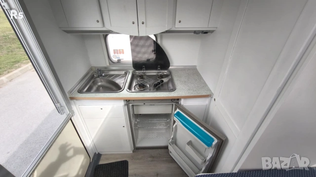 Каравана Burstner Ventana Clasic, снимка 10 - Каравани и кемпери - 55100832