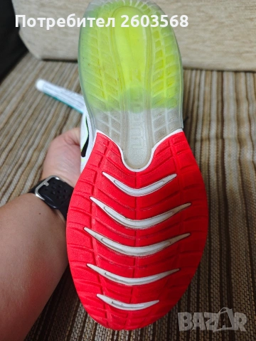 Дамски маратонки "Nike"!, снимка 4 - Маратонки - 55242618