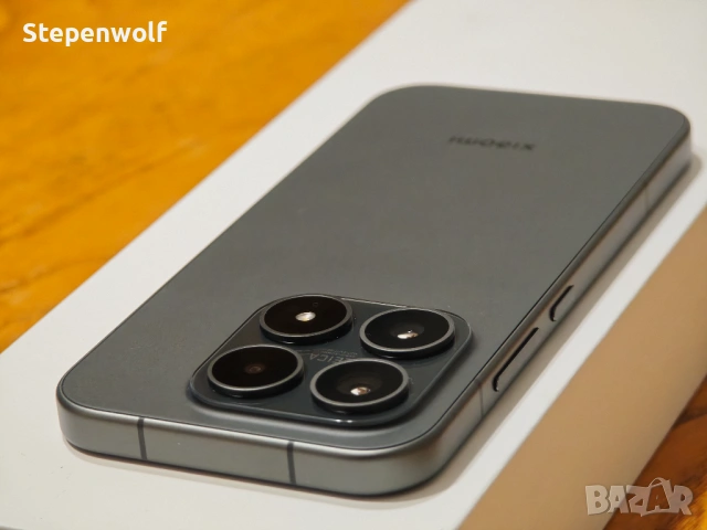 Нов Xiaomi 17 12/256 черен; 6.3" ; Leica 3x50mpx; 7000mAh, снимка 4 - Xiaomi - 54944085
