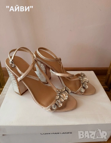 ASOS Луксозни дамски златисти сандали с камъни, снимка 2 - Сандали - 54090462