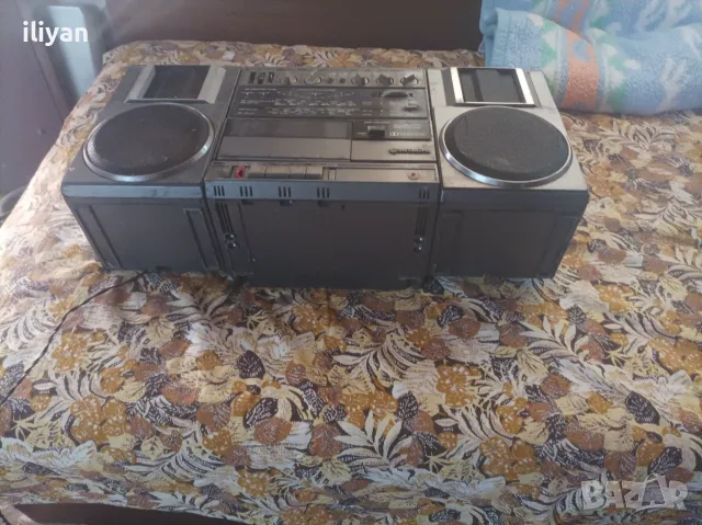 Ретро Касетофон Хитачи made in japan, снимка 5 - Радиокасетофони, транзистори - 55699035