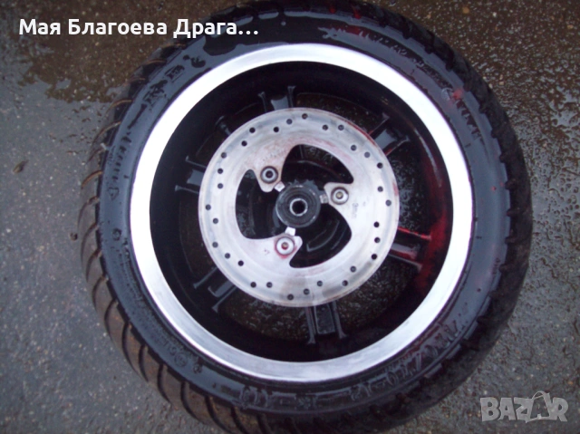 Алуминиева джанти с гуми 130/70-12, снимка 2 - Гуми и джанти - 54491054