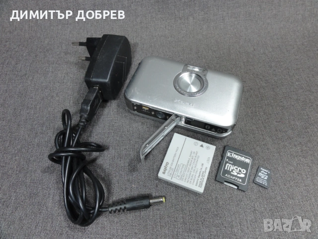 ЦИФРОВ ФОТОАПАРАТ SANYO XACTI VPC-E6EX 6MP CCD DIGITAL CAMERA Y2K RETRO DIGICAM, снимка 13 - Фотоапарати - 54712408