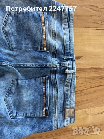 Оригинални Дънки Guess, снимка 7 - Дънки - 55414734