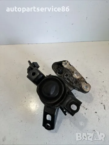 Тампон на двигателя за Toyota Avensis 1.6 D-4D (2016) 12315-0X030 OEM, снимка 3 - Части - 55546664