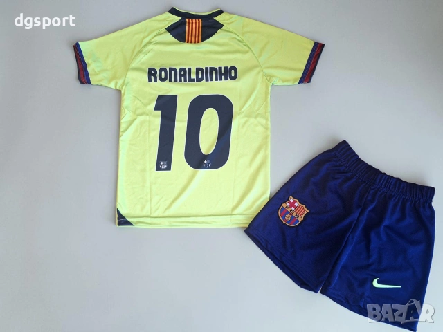 Детски екип на Роналдиньо #Барселона #ретро модел!!!