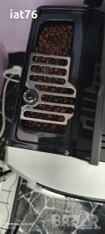 Кафе автомат Делонги Магнифика, снимка 2 - Кафемашини - 54111342