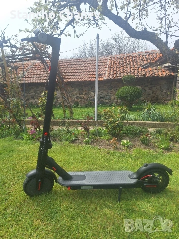 Електрическа тротинетка KickScooter Max 