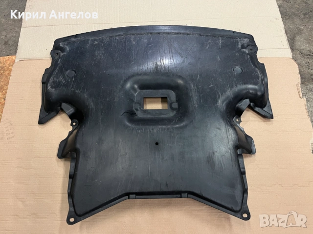 Кората под мотора за Mercedes CLK W209 2.7 CDI, снимка 5 - Части - 54660513
