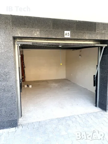 Гараж 22.5 кв.м, нова сграда, Остромила — ток, вода, собствена врата