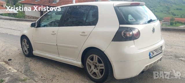 Volkswagen Golf Mk5 1.9 TDI 1.9 TDI 105 к.с. Ръчна скоростна кутия. Колата е в добро техническо и ви, снимка 4 - Автомобили и джипове - 54572212