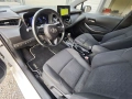 Toyota Corolla Touring Sport, 1.8 Hybrid, ГАРАНЦИОННА, снимка 12