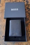 портфейл Hugo Boss БОС от естествена кожа, черен, тройно сгъваем, с капак и отделение за монети, снимка 1