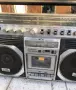 Радиокасетофон  Toshiba BomBeat 16 RT-8890S – за донор или части!, снимка 4