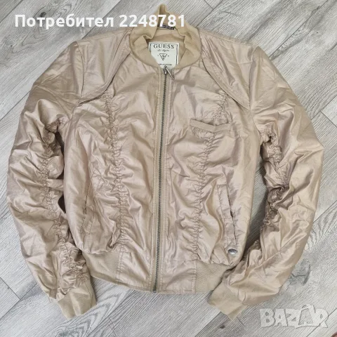 Оригинално дамско яке Guess