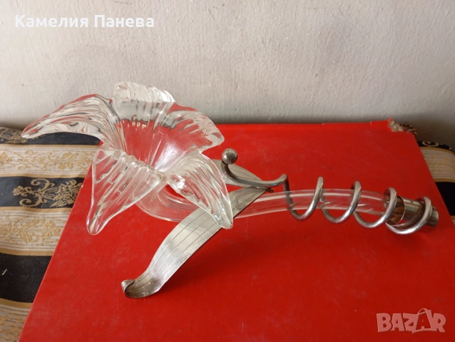 Стъклена декорация цвете