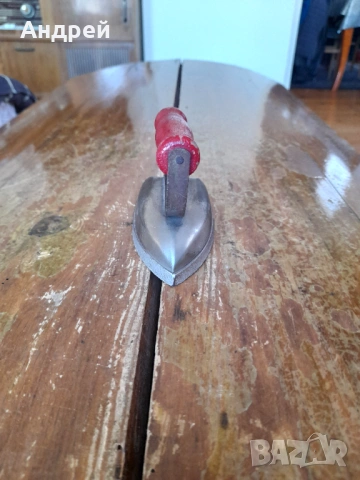 Стара детска ютия, снимка 2 - Други ценни предмети - 54368156