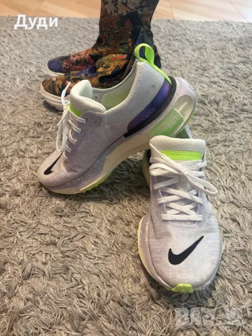 Дамски маратонки Nike zoomx, снимка 3 - Маратонки - 55546813