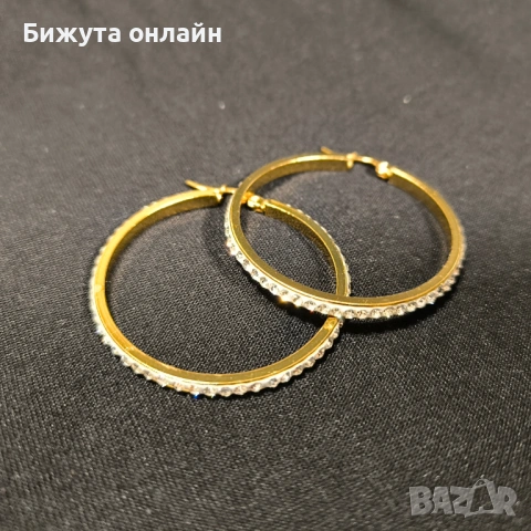 Обеци от висококачествена медицинска стомана. Продукт №033