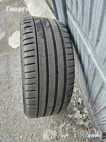 235/40/19 Michelin Pilot Sport 5